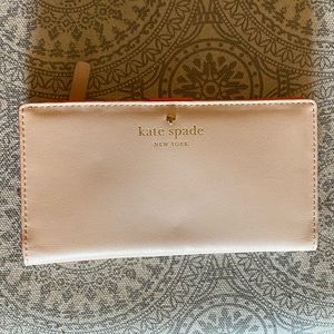 Like New Kate Spade Leather Wallet